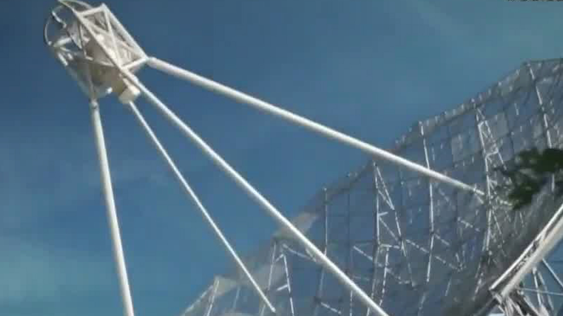 Sala IV pausa la subasta de frecuencias