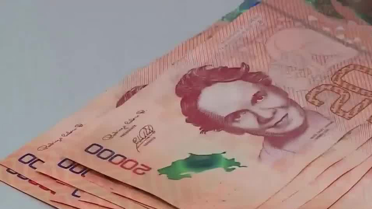 Patronos deberán pagar aguinaldo antes del 20 de diciembre