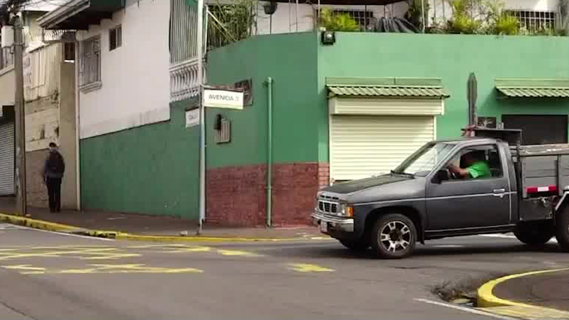 Esquina en Heredia ocasiona accidentes