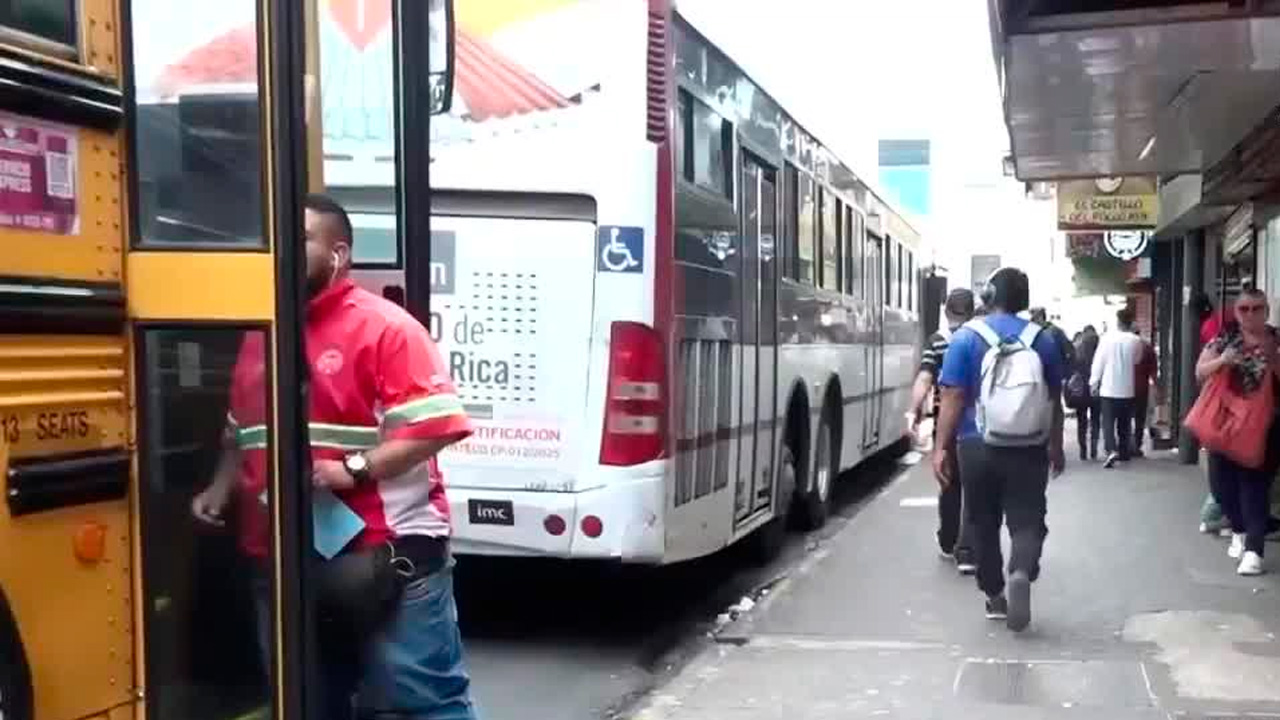 Filas en la ruta Pavas-SJO colapsa en horas pico