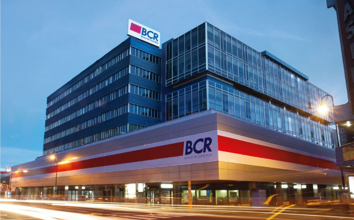 Fiscalía ejecuta allanamientos a presuntos delitos de sobreprecio e influencia contra la Hacienda Pública (BCR).