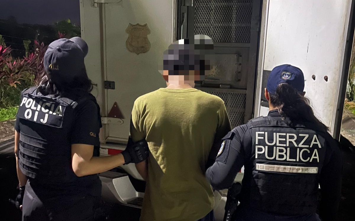 Menor detenido en La Fortuna. (OIJ)