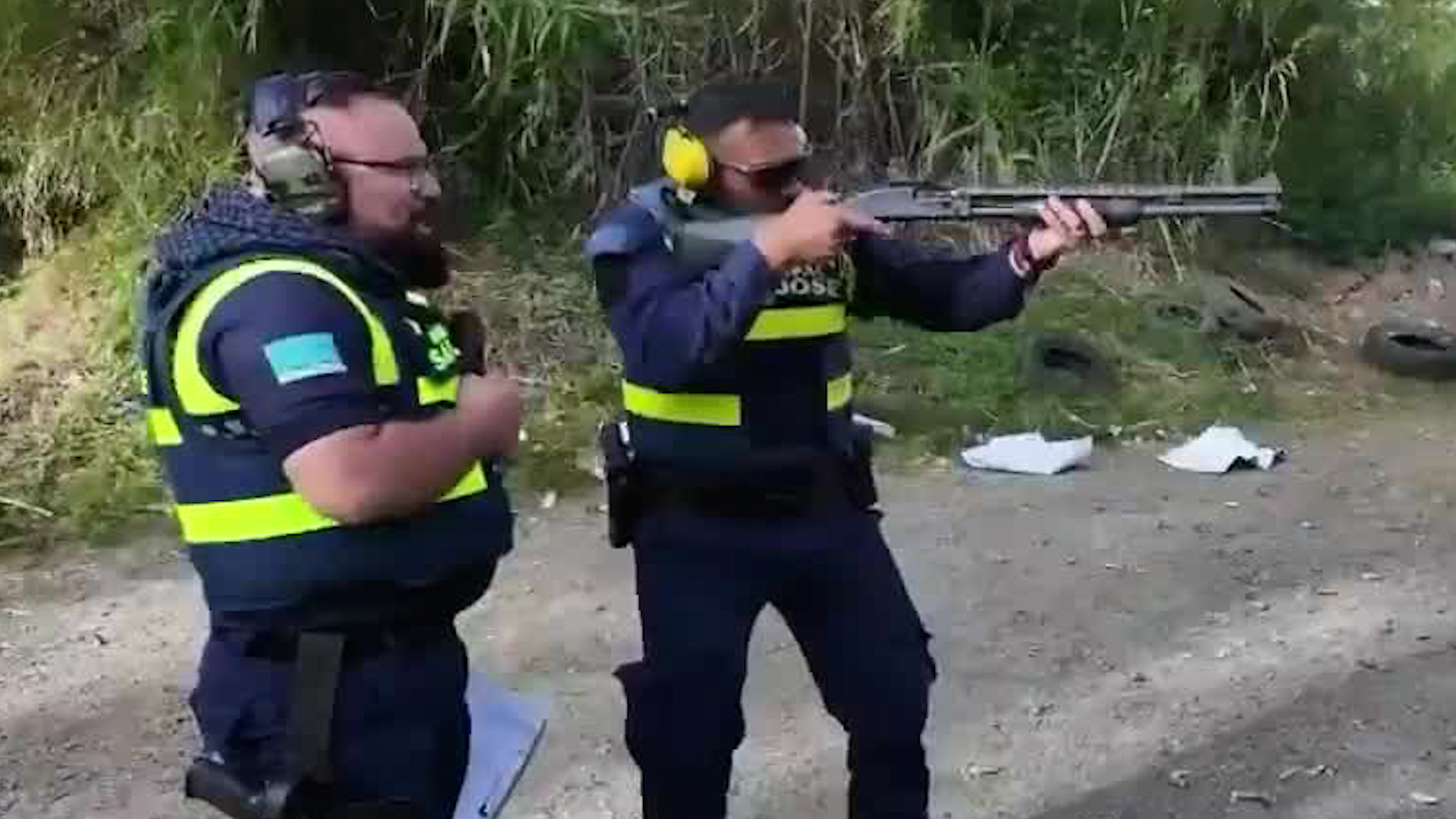 Se capacitó a policías con fusiles