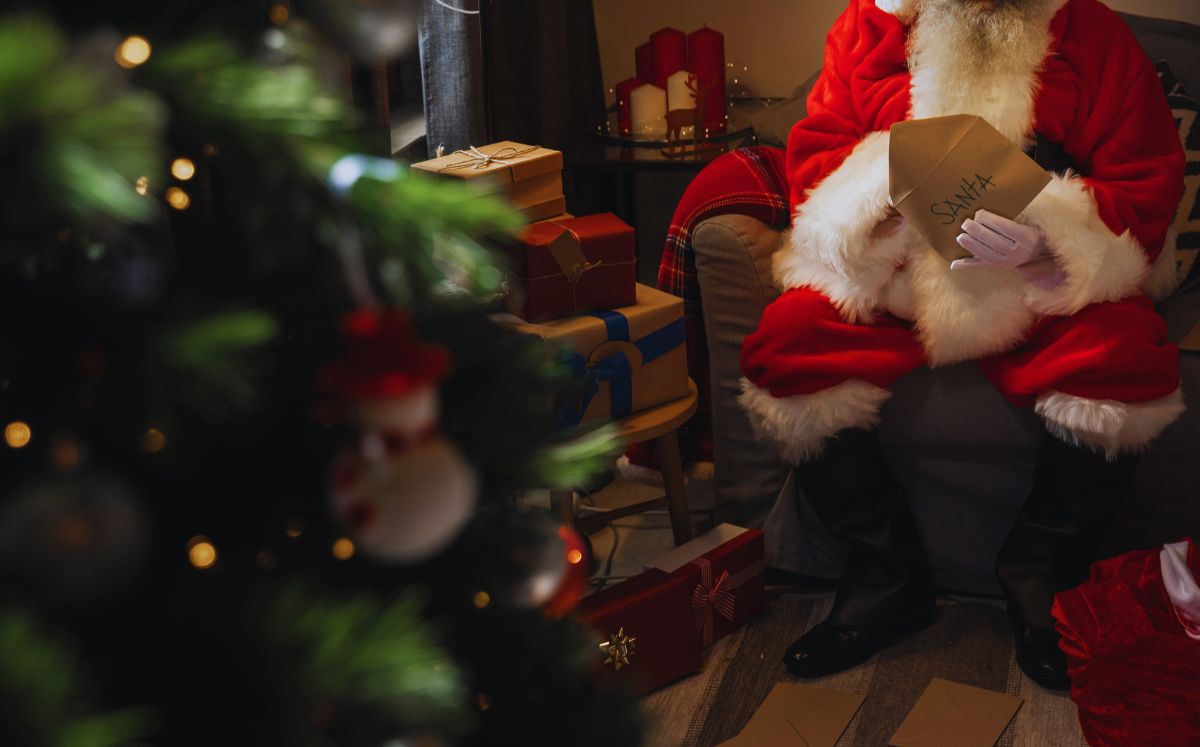 La campaña incluyó entrega de juguetes y alimentos.