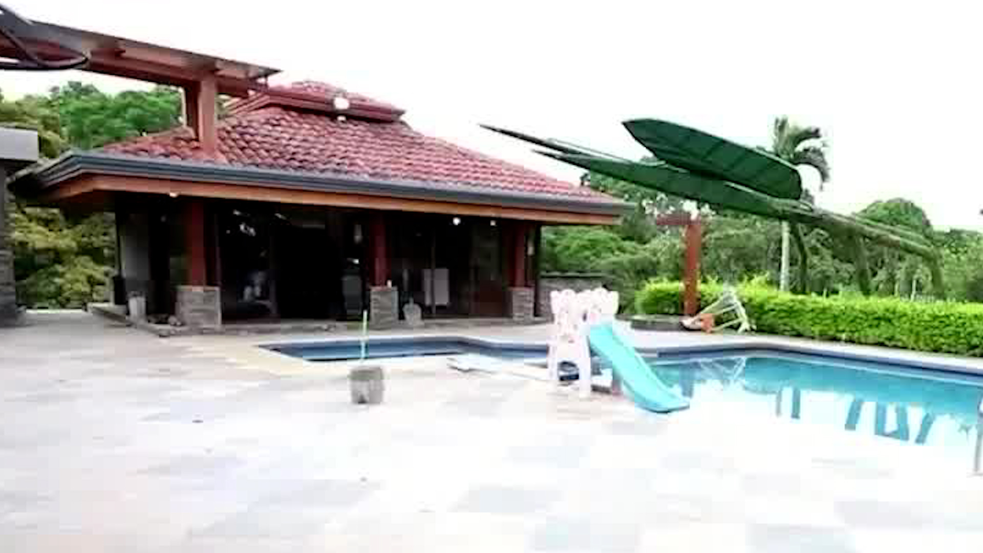 Detienen a sospechosos de banda de asaltos a casa de lujo