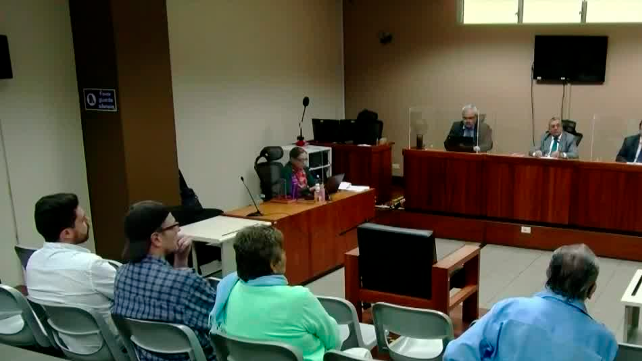 Funcionarios judiciales exigen atención mental