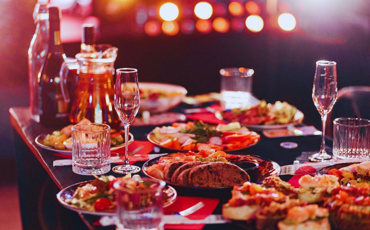 Disfrute de una buena cena navideña.