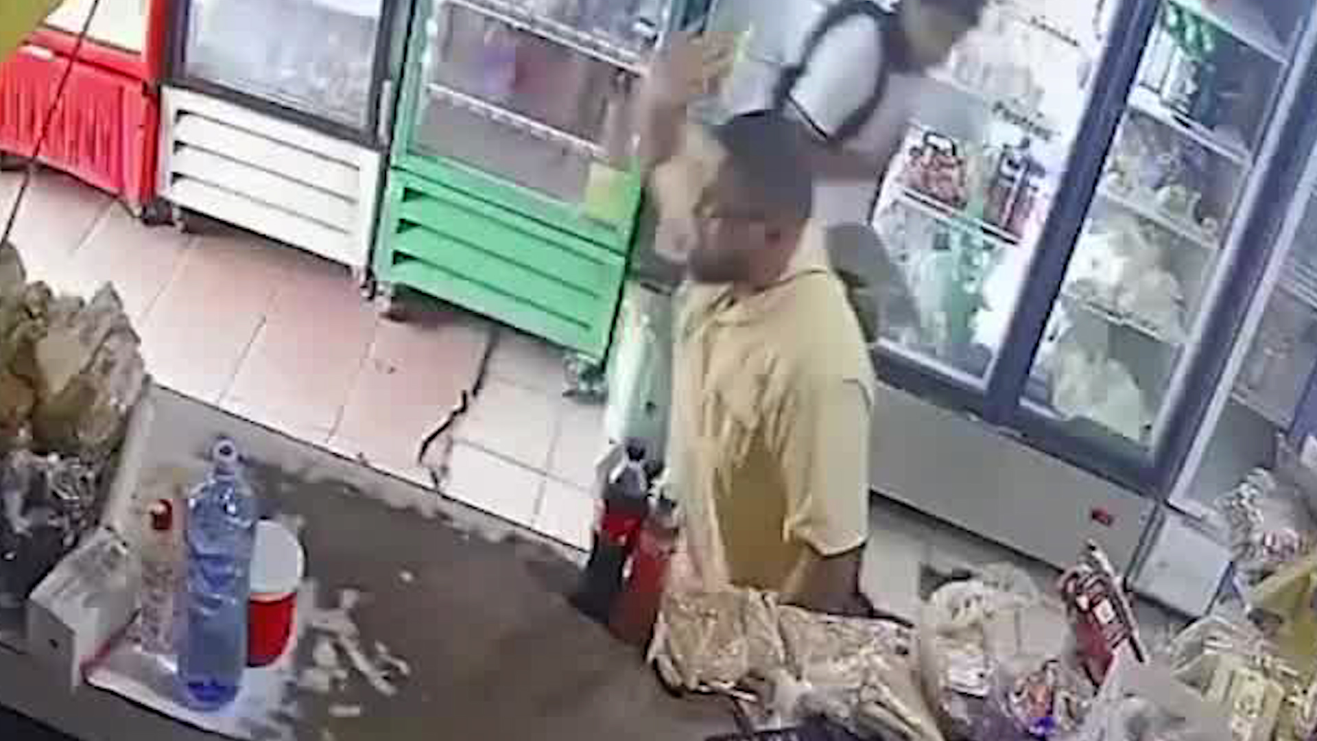 Delincuentes analizan rutinas de comercios antes de robar