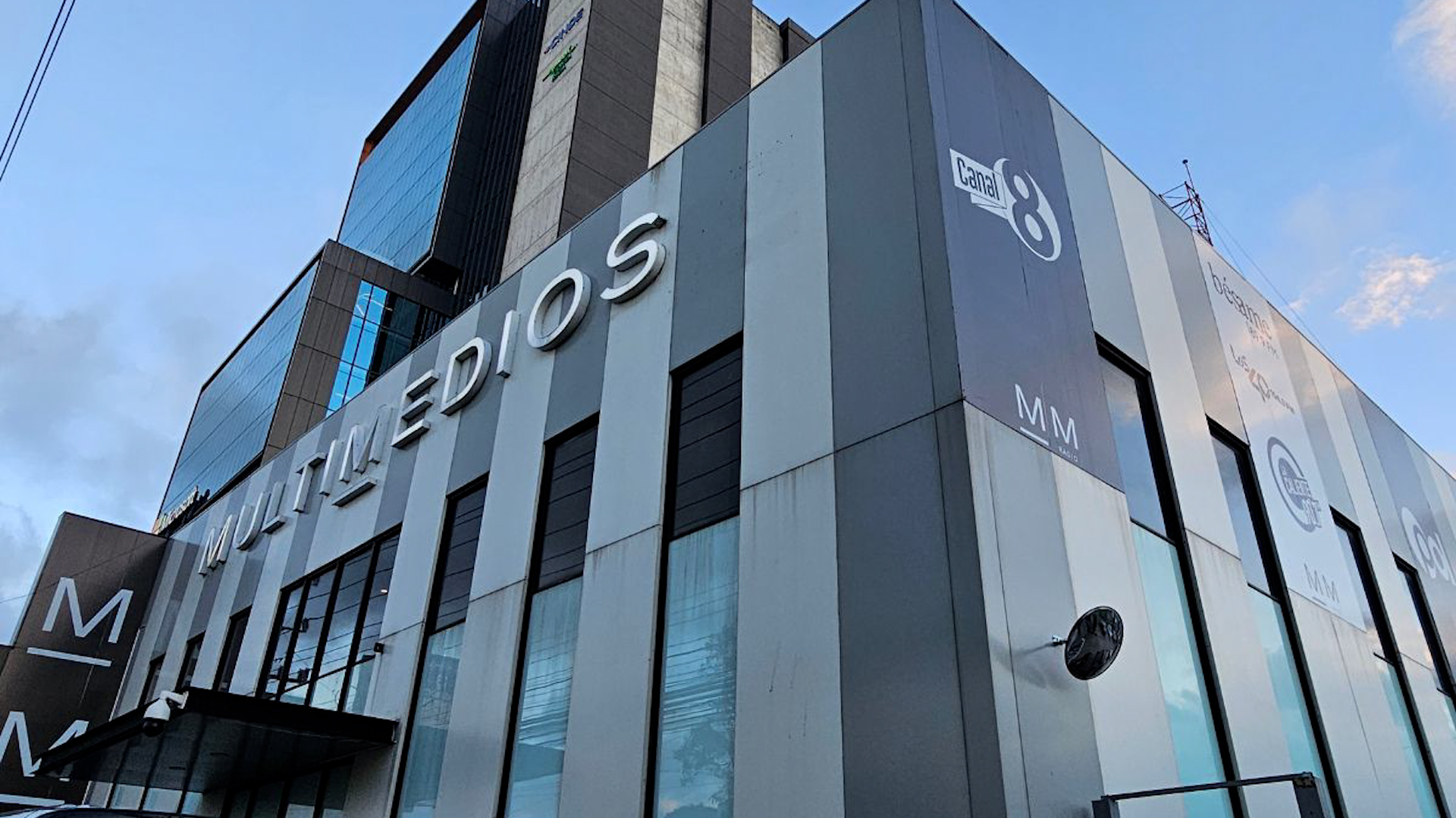 Multimedios Canal 8 renueva su programación