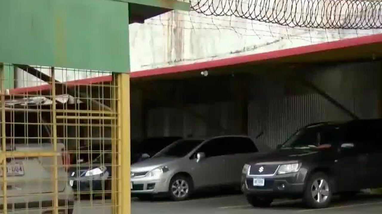 Parquear en San José le puede costar caro