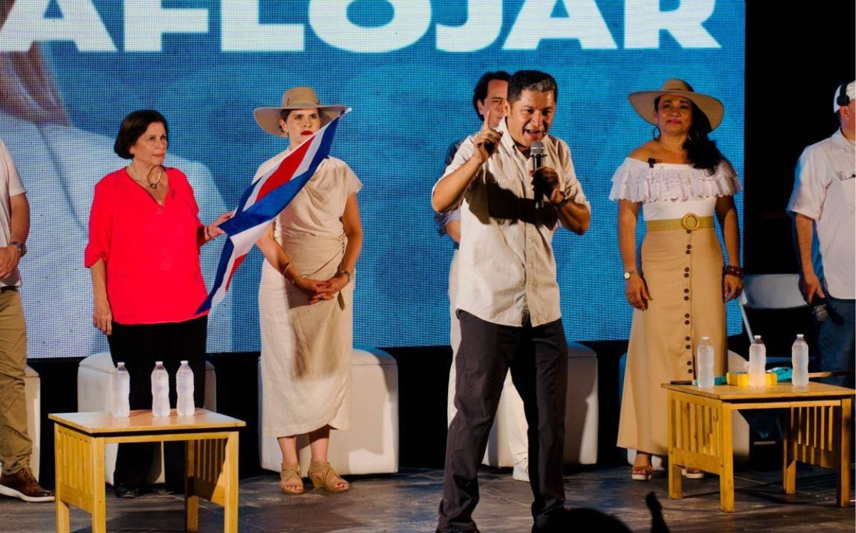 Siezar confirmó el fallecimiento de su hijo. (Daniel Siezar)