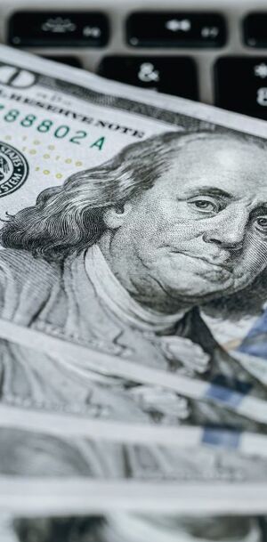 La diferencia entre ambos precios se conoce como spread. (Freepik)