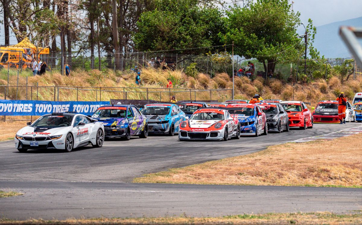 El campeonato estará compuesto por cinco fechas oficiales, todas a disputarse en el Circuito StarCars.com del Parque Viva.