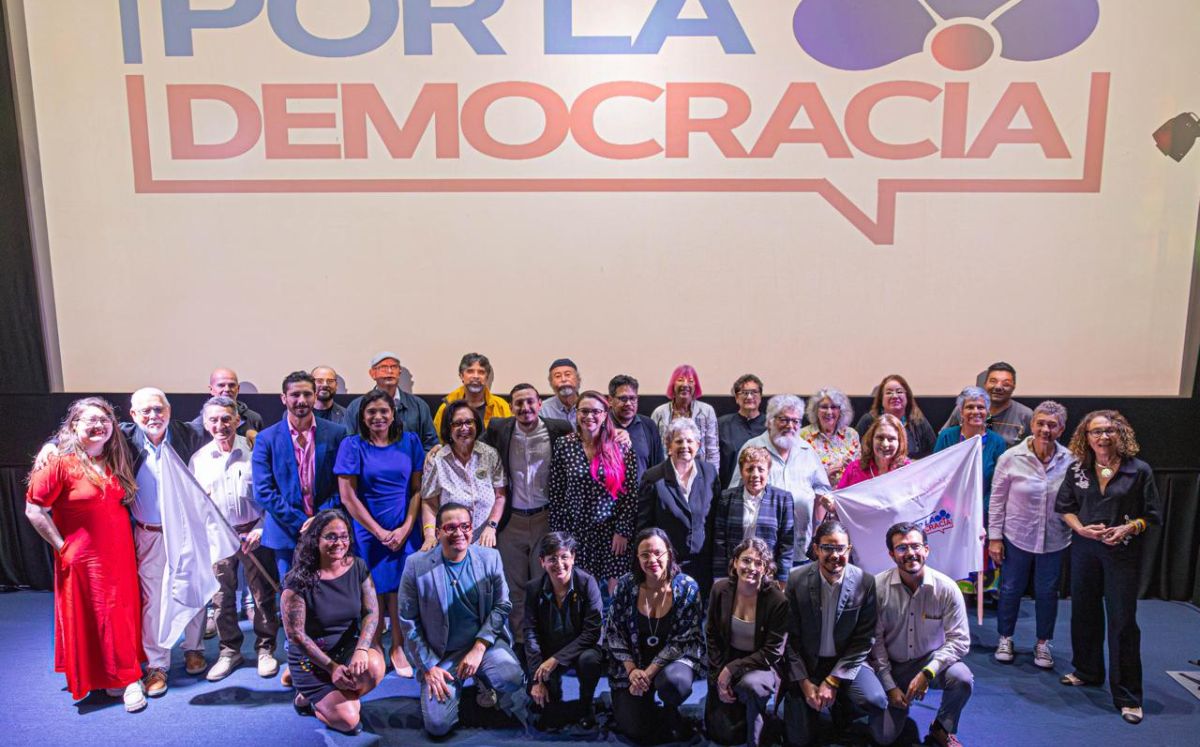 Se trata de personas ajenas al partido Frente Amplio que expresaron su respaldo a la candidatura de Ariel Robles.