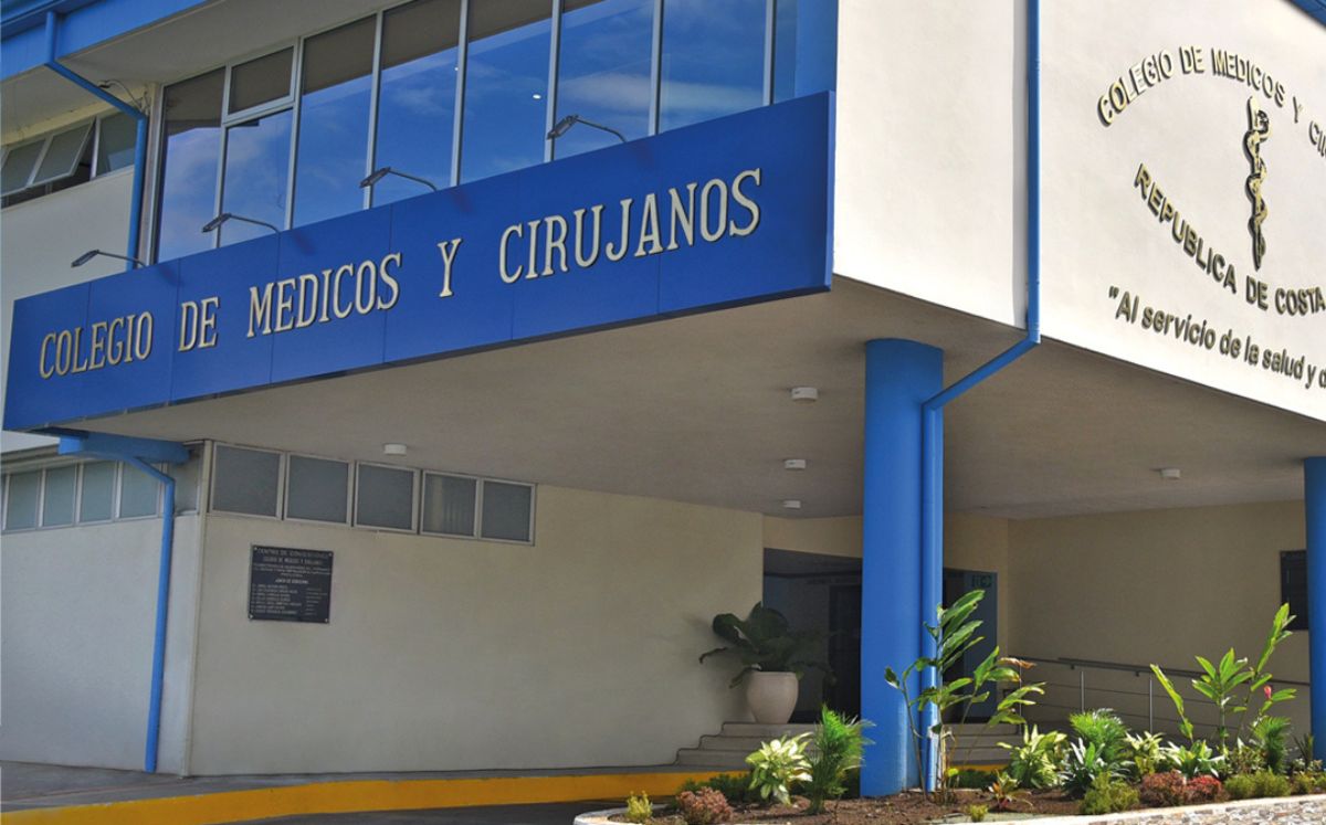 Colegio de Médicos investiga muerte de mujer en clínica estética