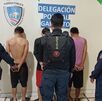 Sujetos detenidos en Puntarenas. (MPS)