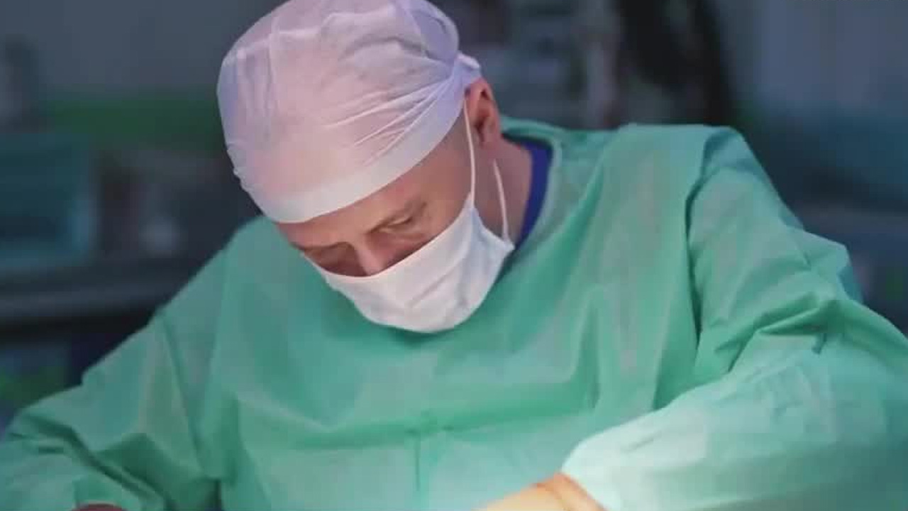 Paciente denuncia mala praxis en clínica de Moravia