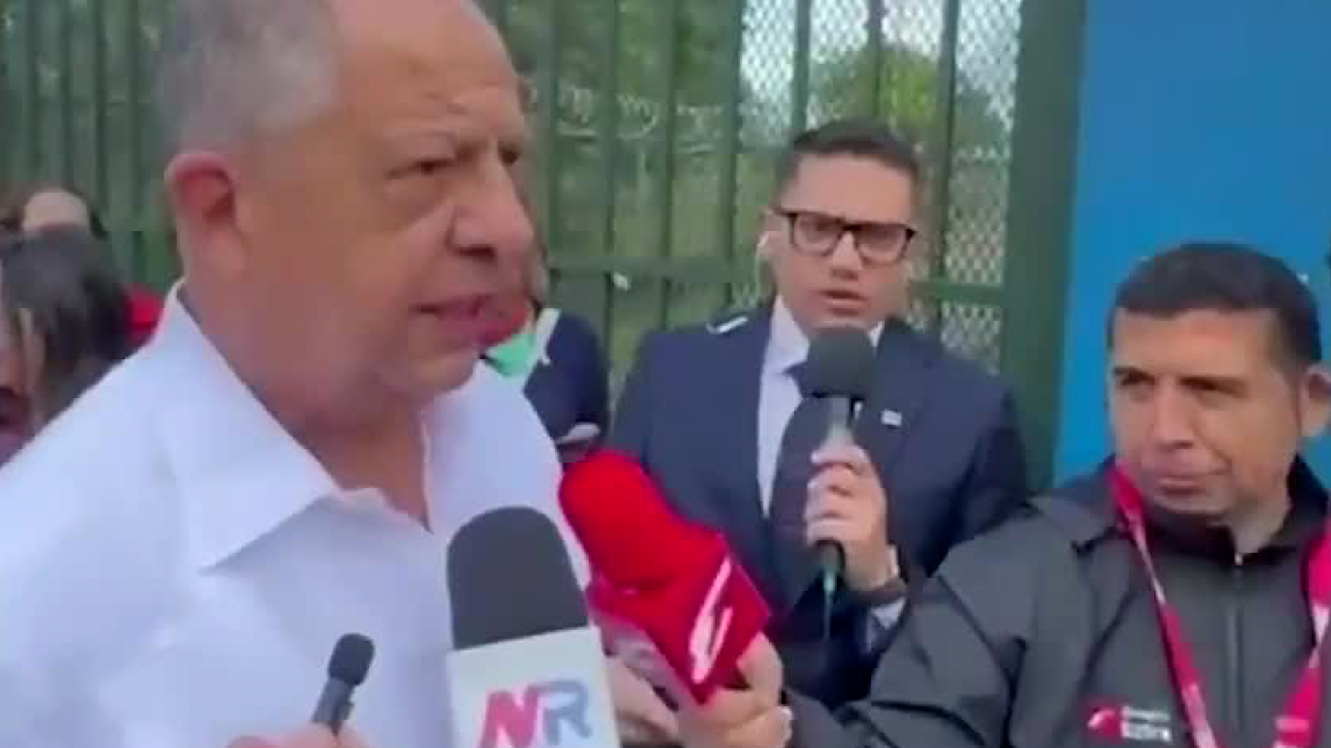 Luis Guillermo Solís, Ex presidente de la República, emite su voto