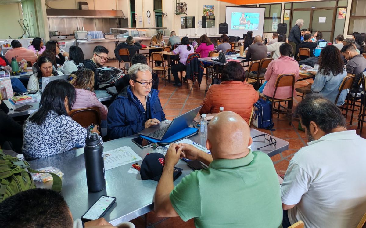 La oferta formativa está avalada por el Instituto de Desarrollo Profesional Uladislao Gámez Solano. (MEP)