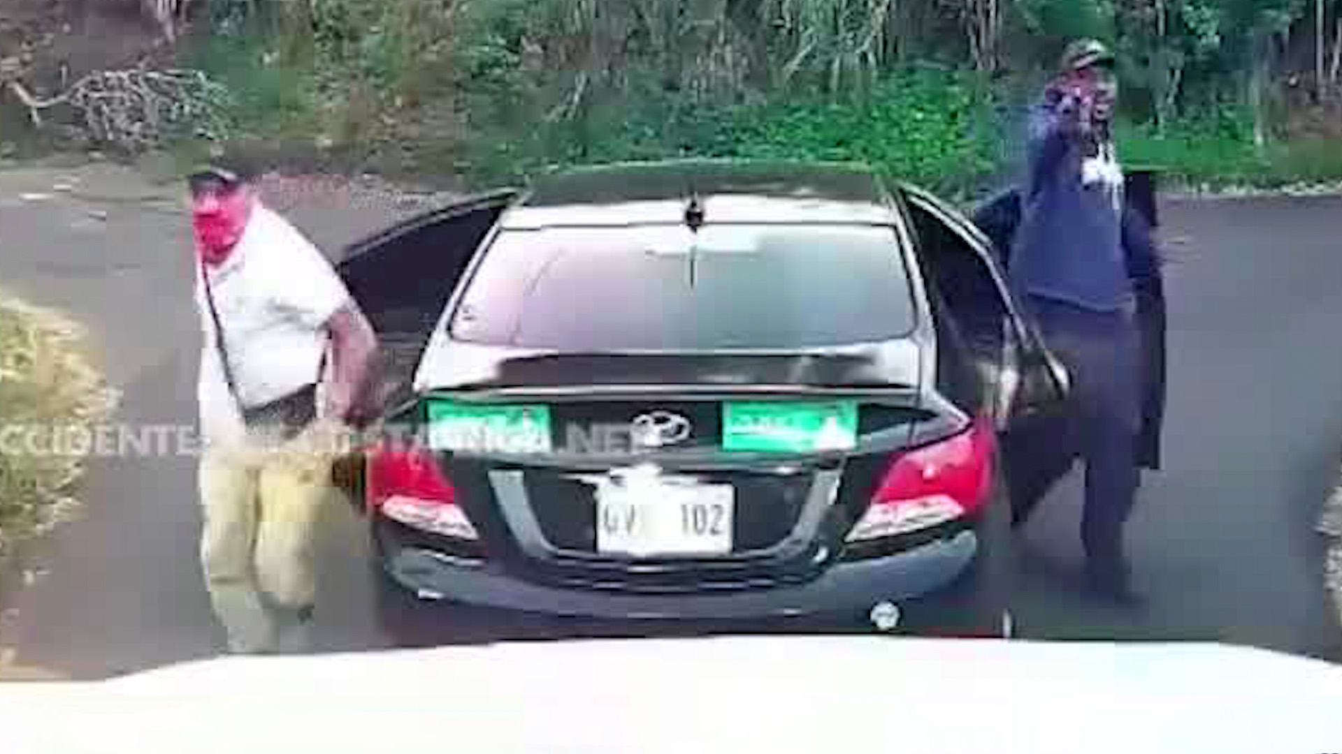 Video muestra intento de bajonazo en Alajuela