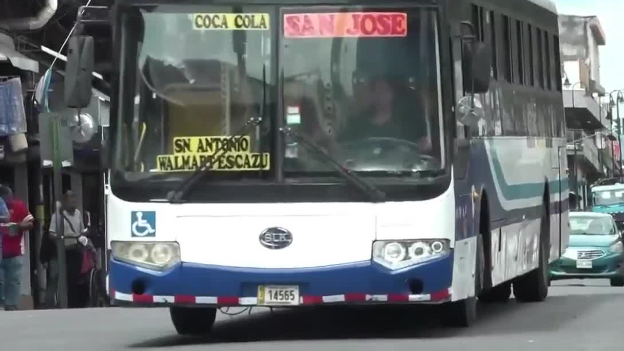 99 rutas de autobuses están en abandono