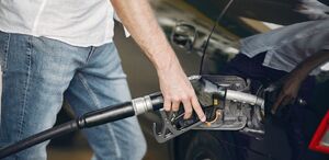 Gasolinas y Diésel perfilan aumento; Gas tendría leve rebaja en marzo