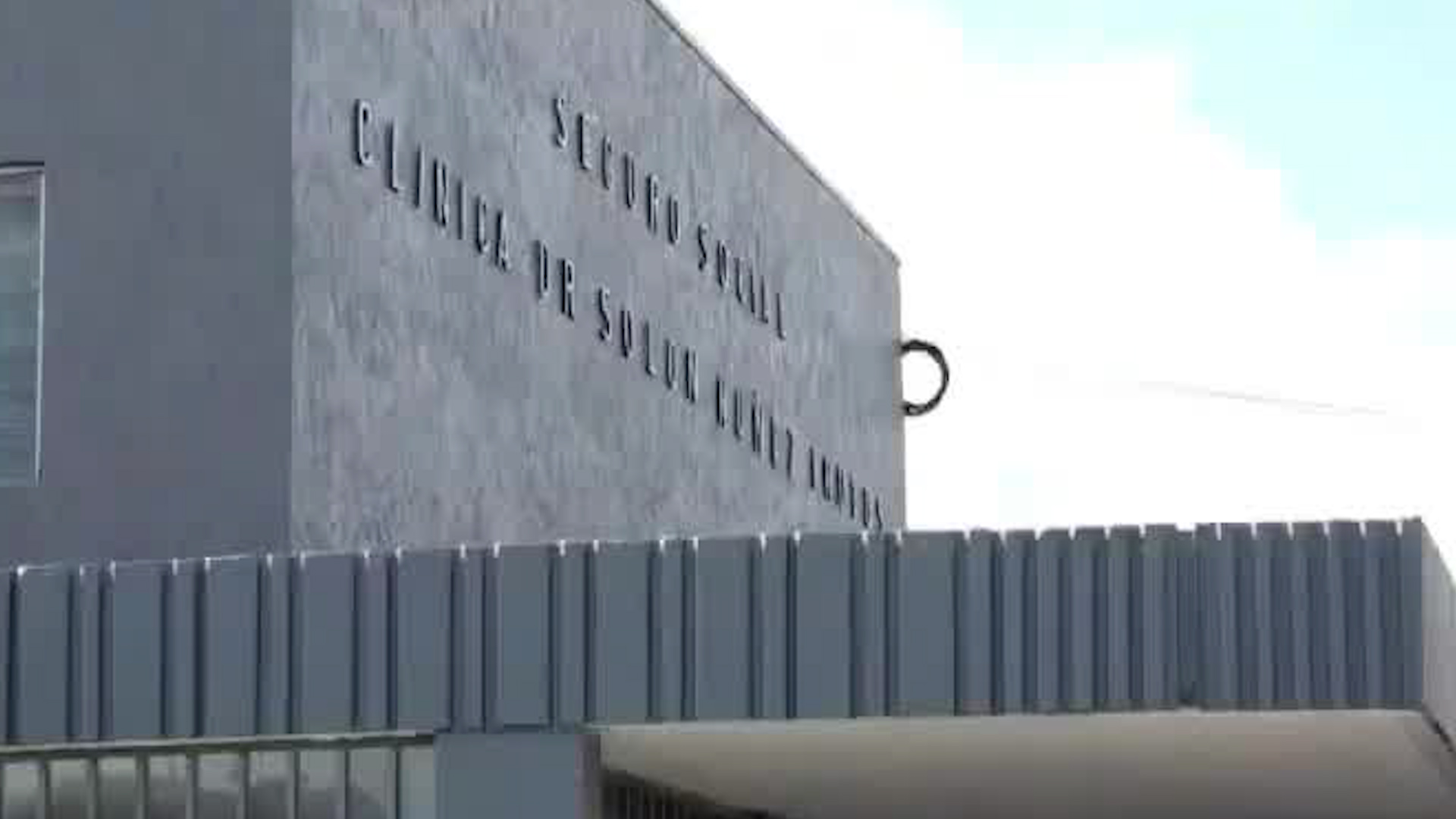 Mujer denuncia presunta mala praxis en Clínica Solón Núñez