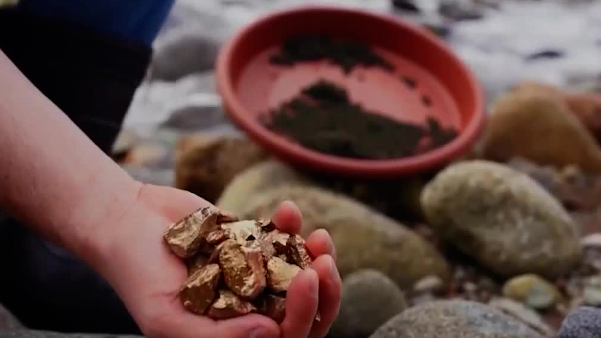 Mercurio y cianuro se utilizan en minería ilegal