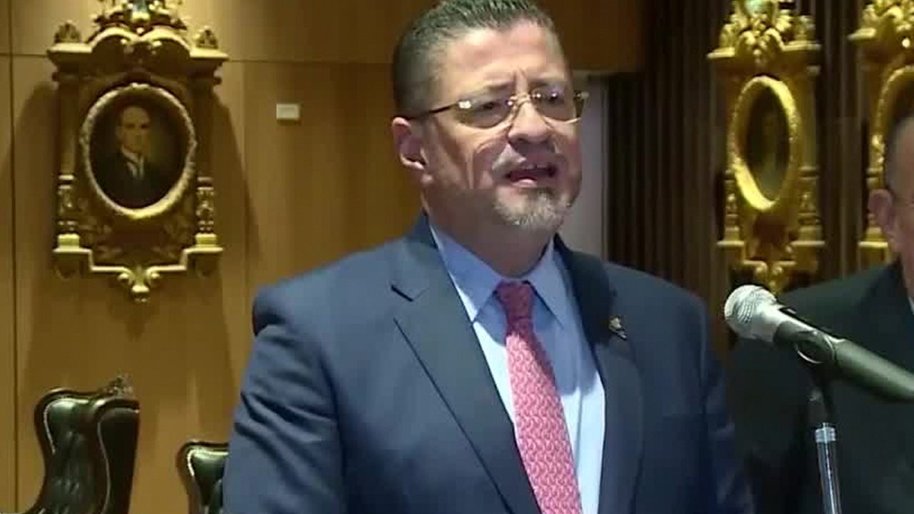 Rodrigo Chaves donará pensión