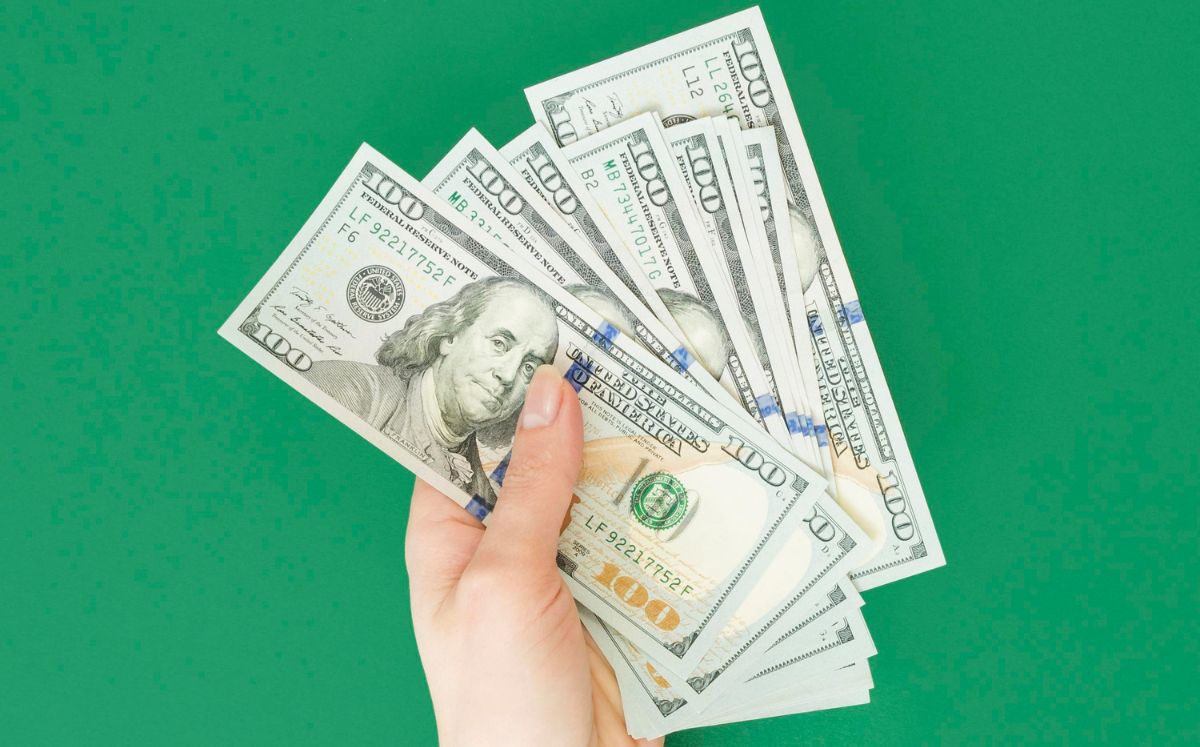 Tipo de cambio de compra y venta del dólar. (BCCR)