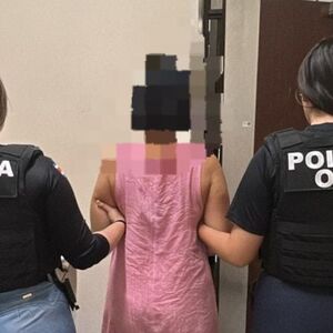 Sospechosa detenida por las autoridades. (OIJ)