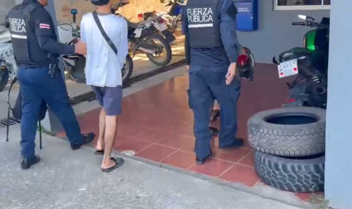 Menor de 15 años y joven de 18 detenidos con cargamento de droga