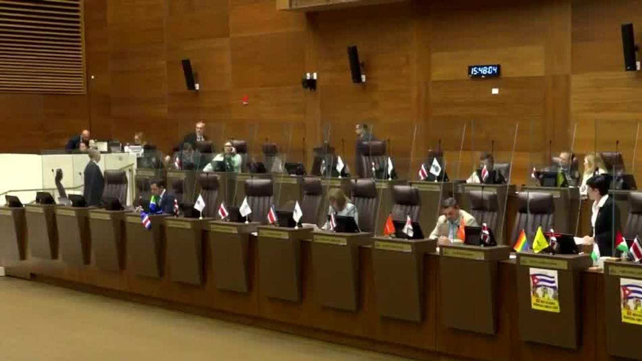 Críticas por comisión investigativa