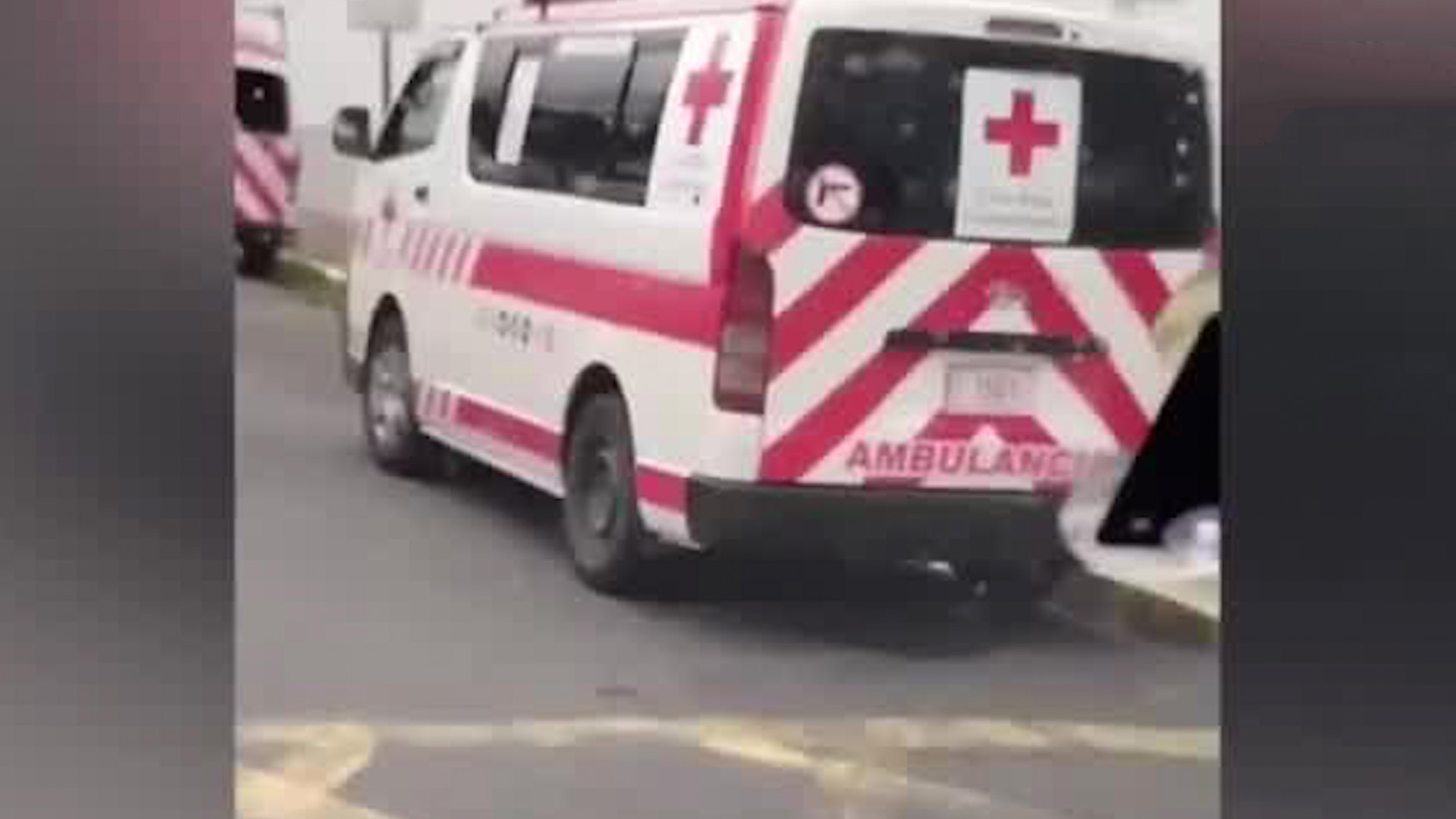 Sanciones más fuertes por bloquear paso de ambulancias