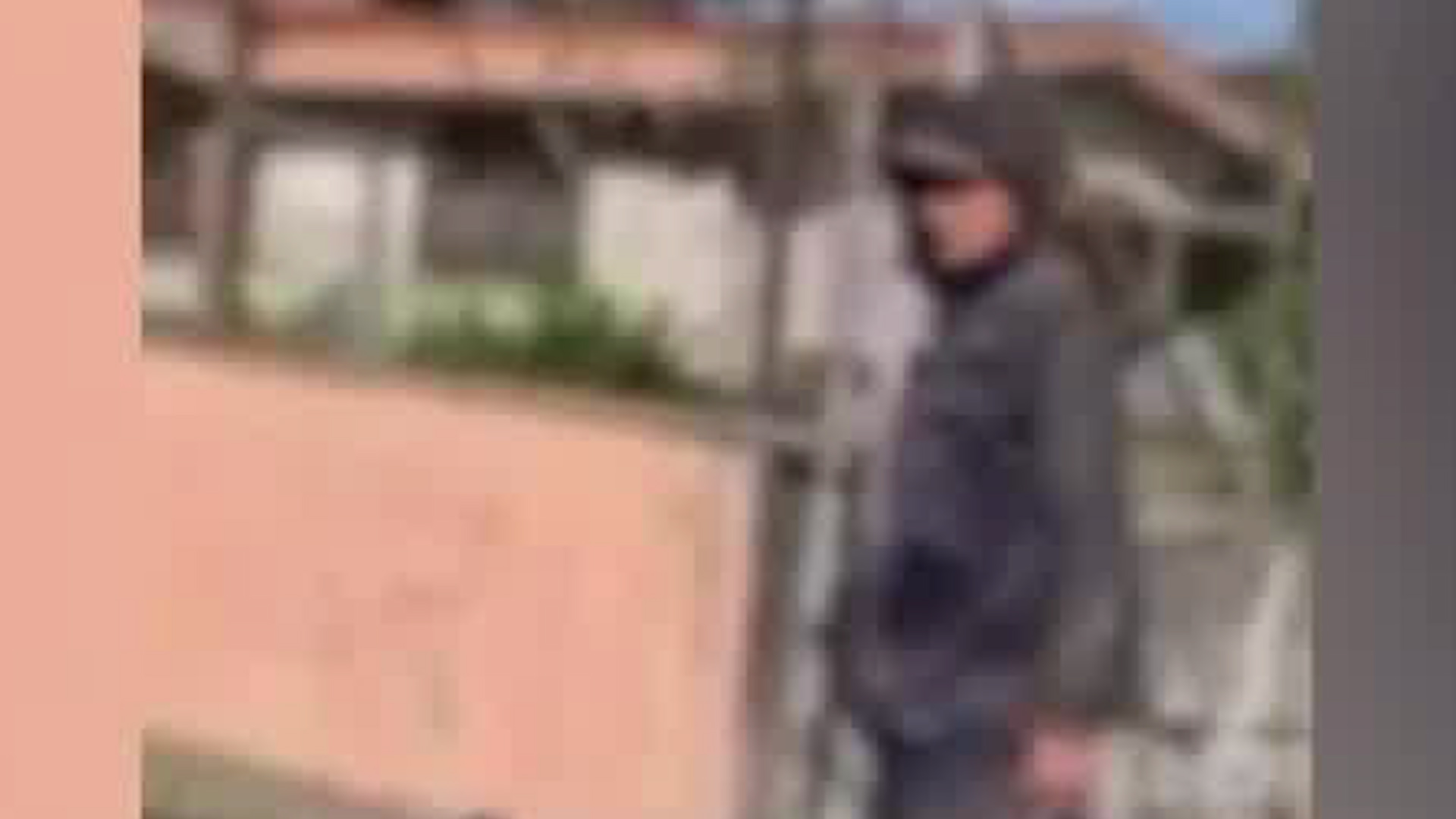 Captan a hombre robando cable en Cartago | VIDEO