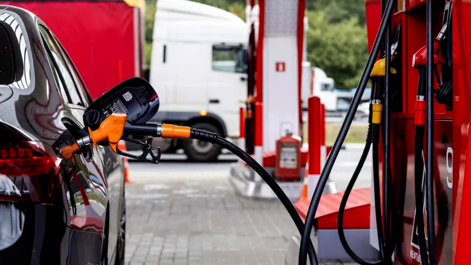 Aumenta el precio de la gasolina regular y el diésel