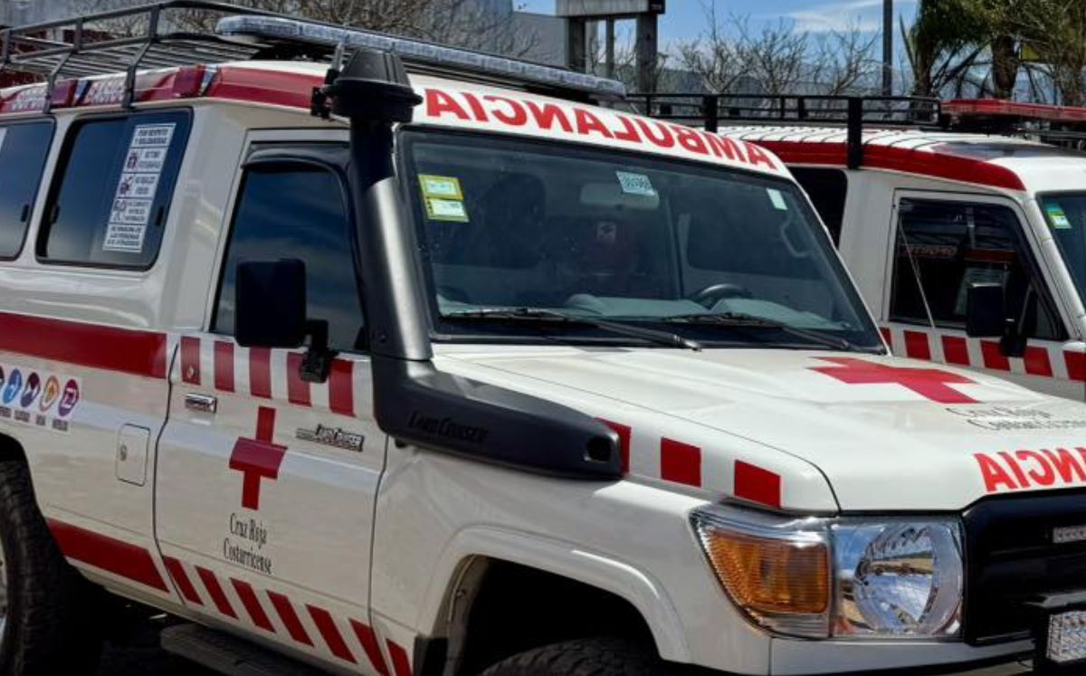 Fue trasladado en condición crítica a la clínica local. (Cruz Roja)