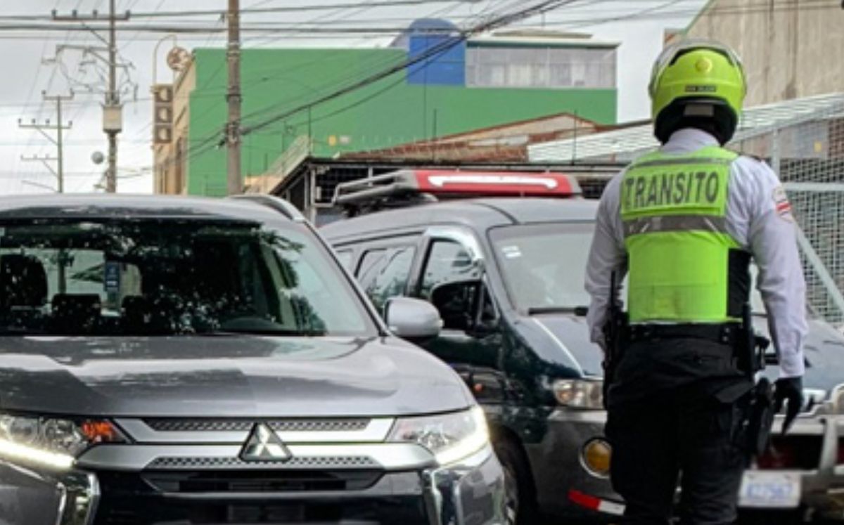 Hombre fallece tras accidente de tránsito en desvío de Siquirres.