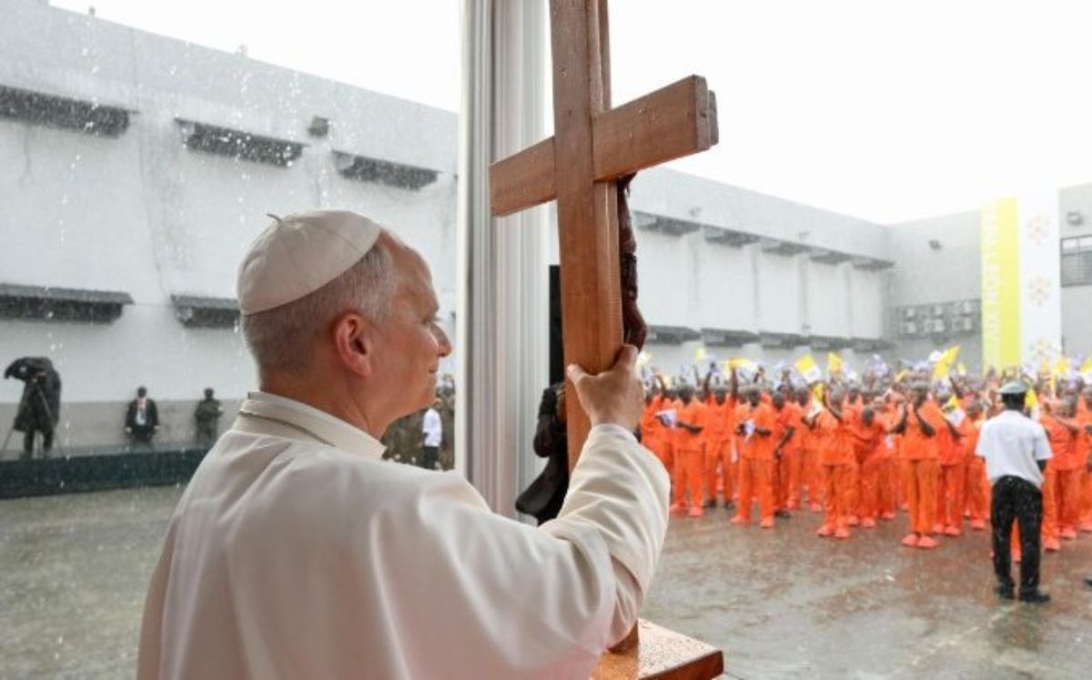 Papa León XIV reitera rechazo a la pena de muerte y apoya su abolición a nivel mundial.