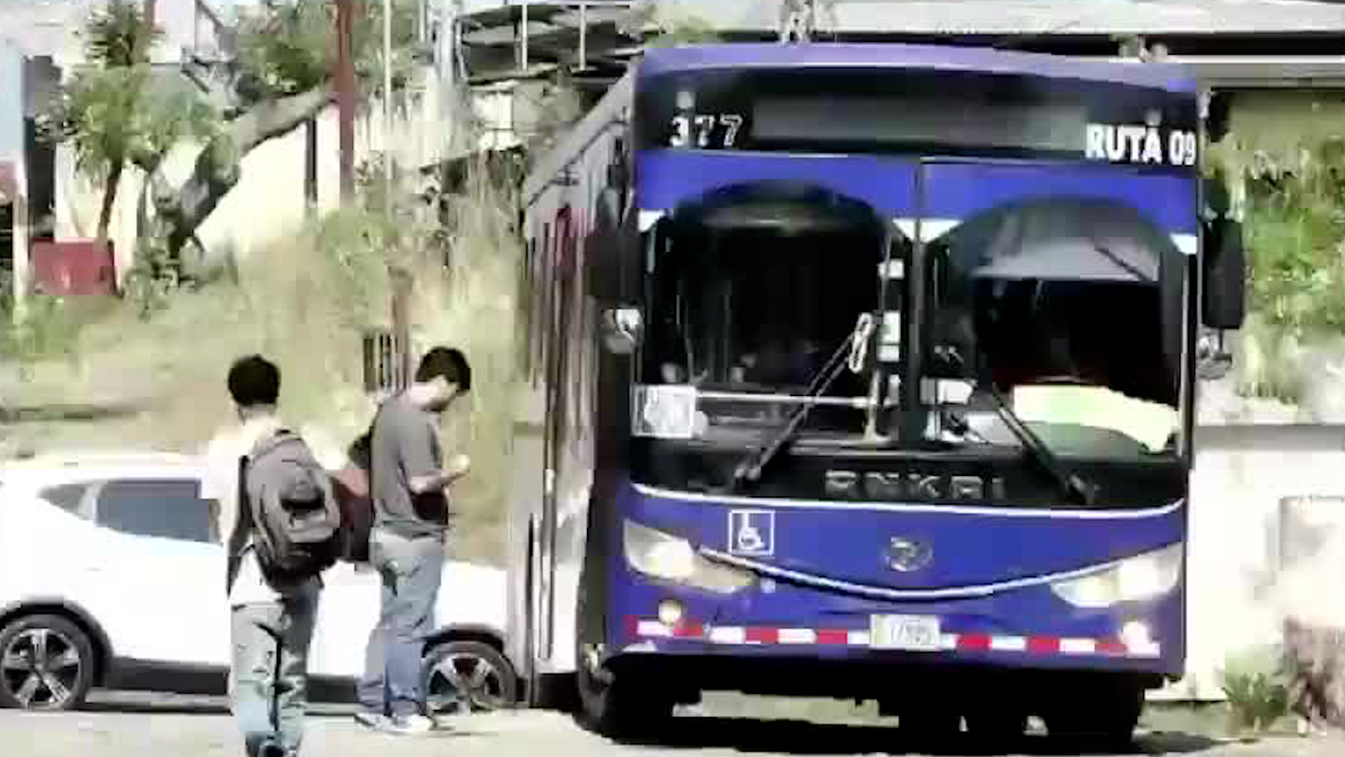 Alcalde de Santa Ana denuncia mal servicio de transporte público