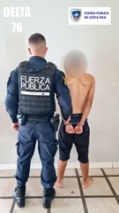 detienen a menor con droga en Garabito