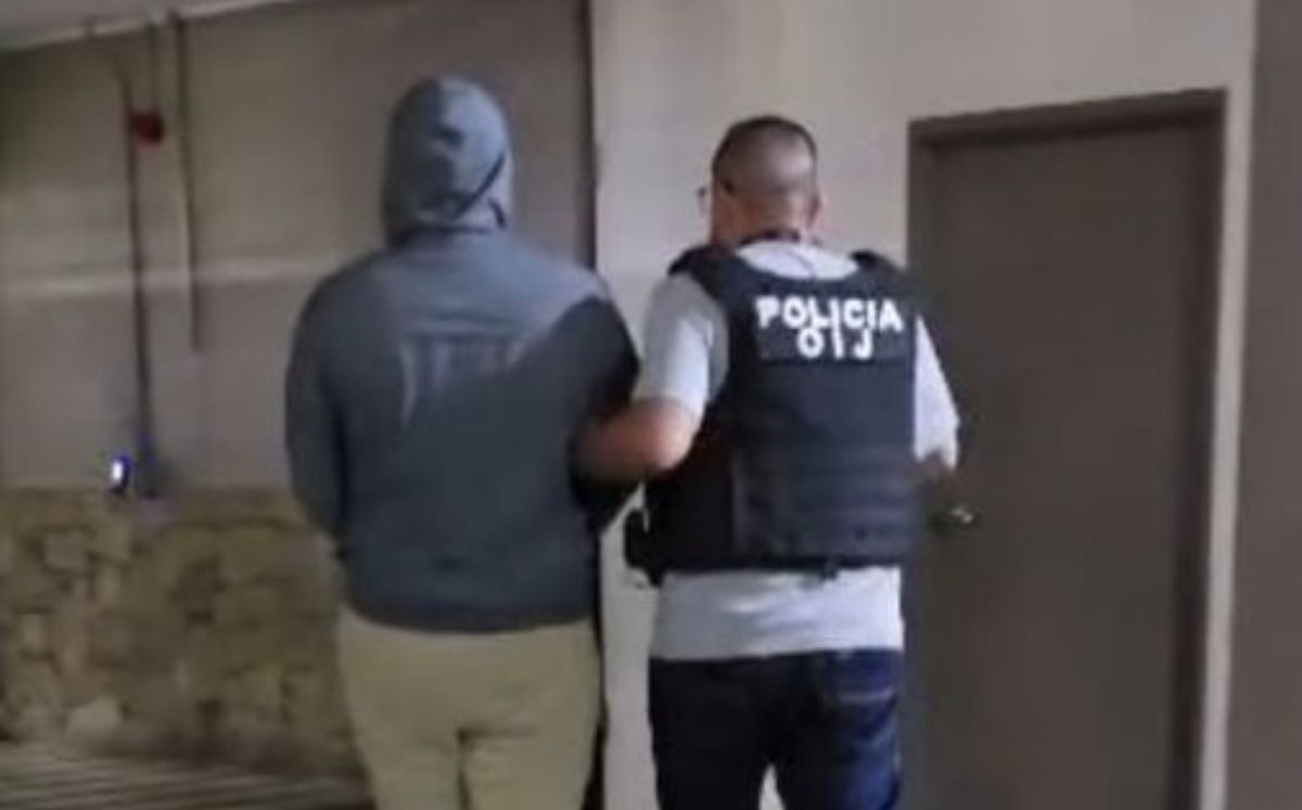 Sospechoso detenido por agentes judiciales de Cartago. (OIJ)