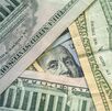 La diferencia entre ambos precios se conoce como spread.