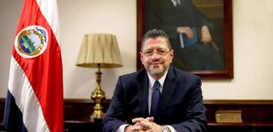 Laura Fernández designa a Rodrigo Chaves como ministro de Presidencia y Hacienda