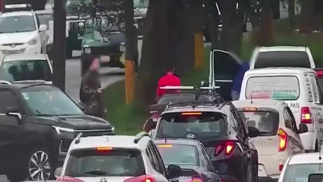Cámaras captaron el mortal enfrentamiento entre conductores