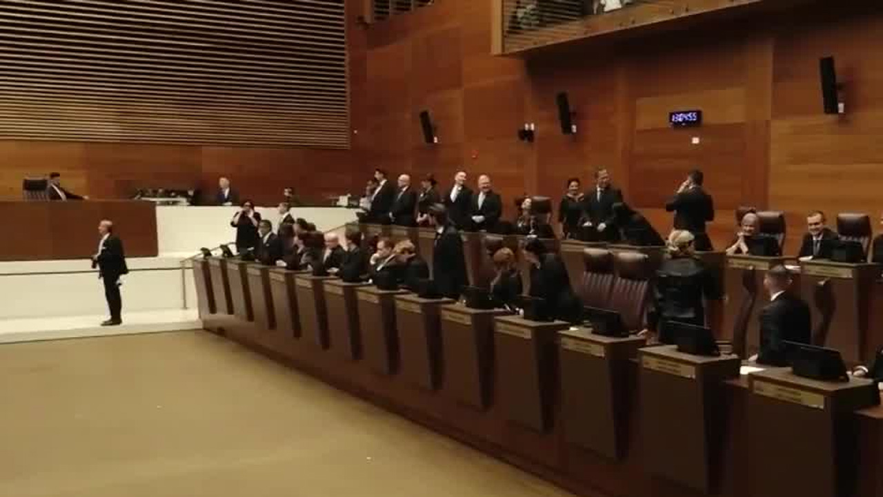 Ministro ya sabe donde quitaría las garantías individuales