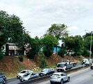 Las obras consisten en el retiro de la vieja superficie de ruedo y la colocación de una nueva carpeta asfáltica. (MOPT)