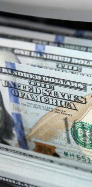 La diferencia entre ambos precios se conoce como spread.