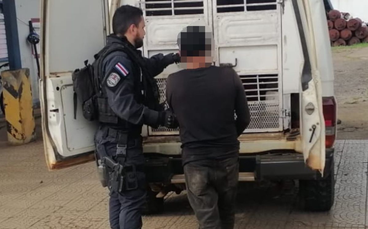 Sospechoso detenido en Los Chiles. (MPS)