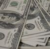 La diferencia entre ambos precios se conoce como spread.